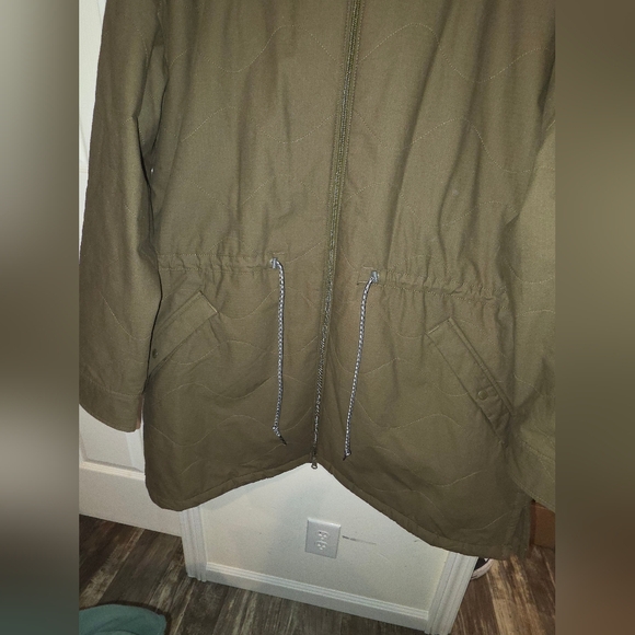 Columbia Crystal Crest Quilted Jacket - Picture 4 of 11